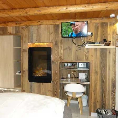 Chambres D'hotes La Bessonnerie Panzió 3*